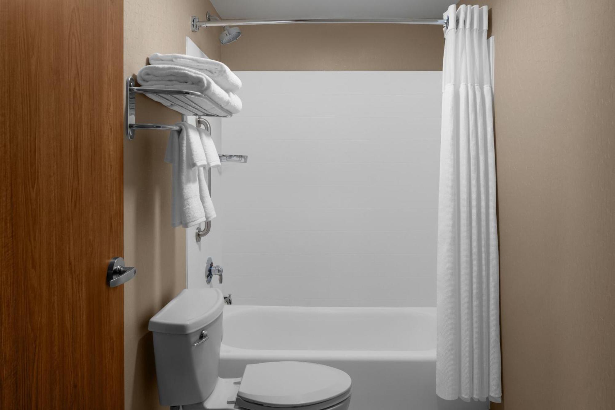 Springhill Suites Pittsburgh Southside Works Bagian luar foto