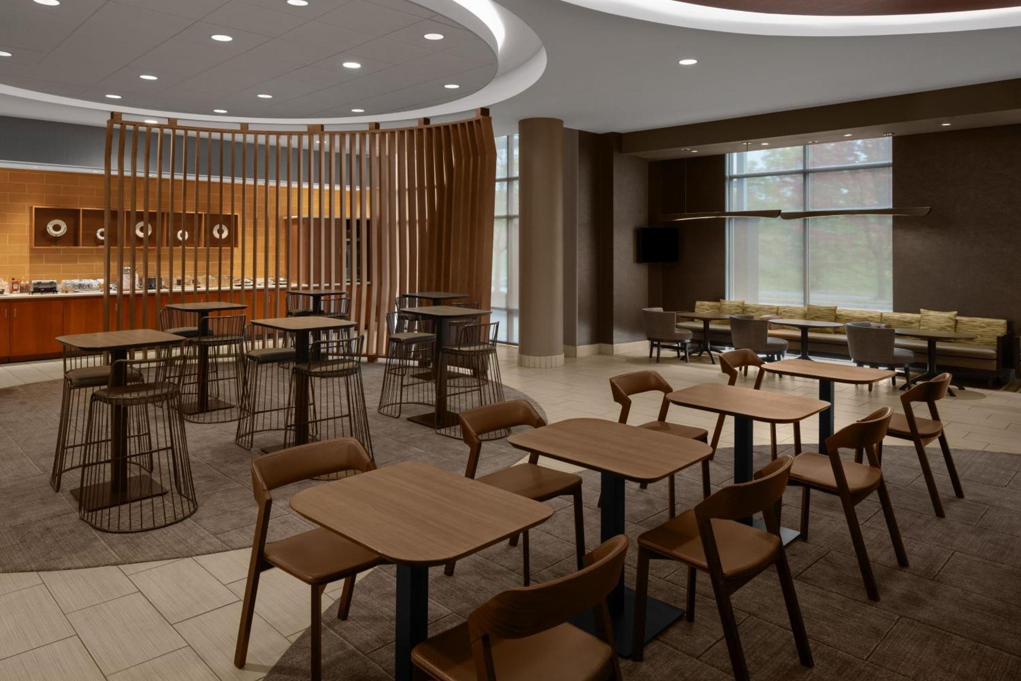 Springhill Suites Pittsburgh Southside Works Bagian luar foto