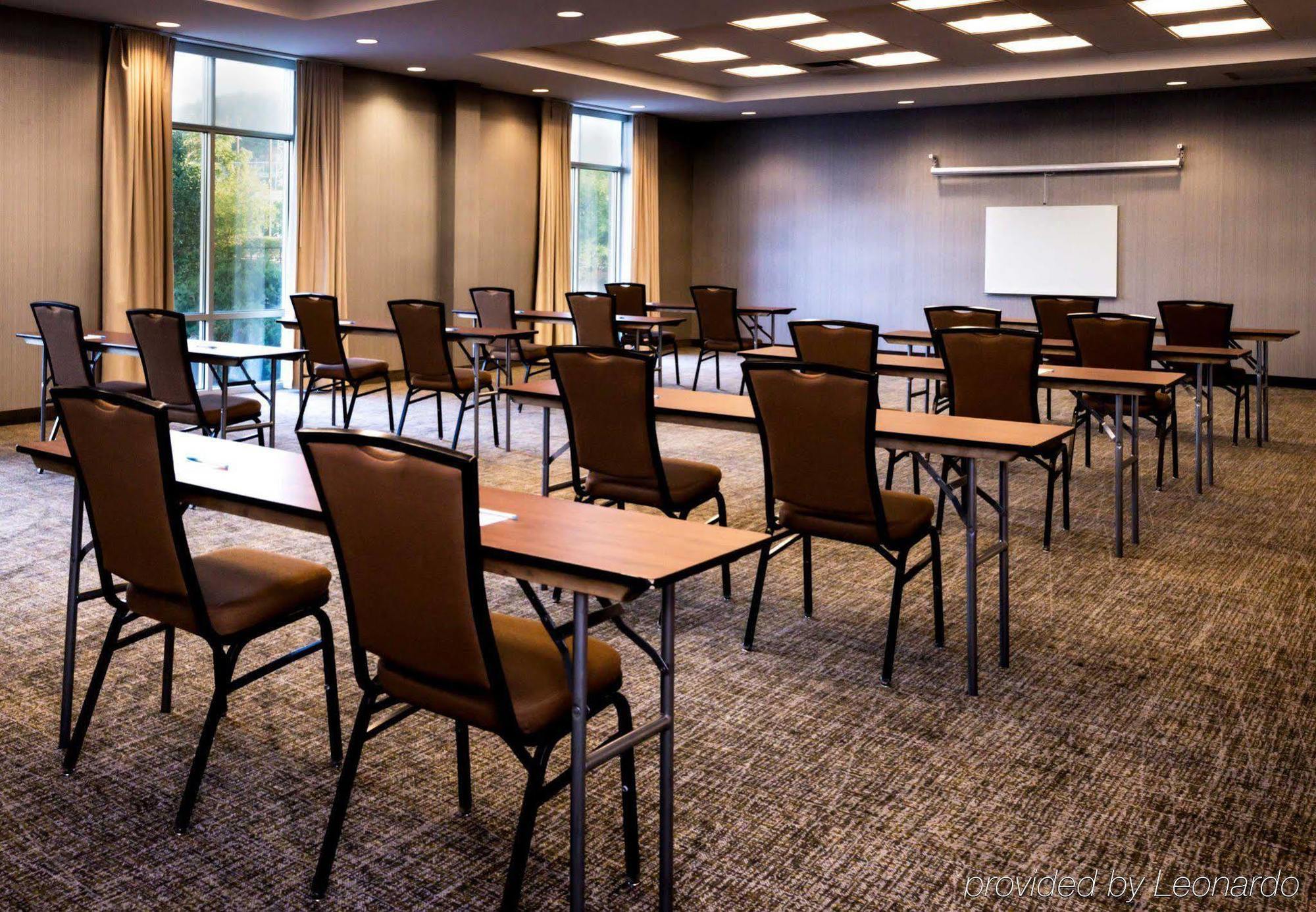 Springhill Suites Pittsburgh Southside Works Bagian luar foto