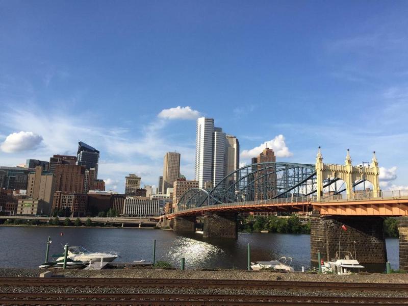 Springhill Suites Pittsburgh Southside Works Bagian luar foto